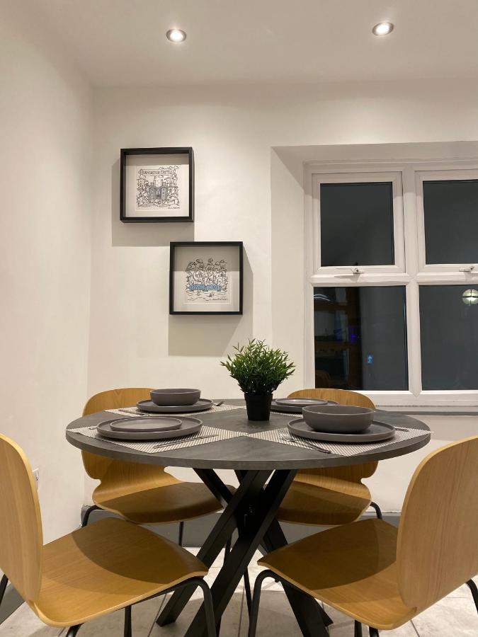 Spacious City Centre Property Lancaster Ngoại thất bức ảnh